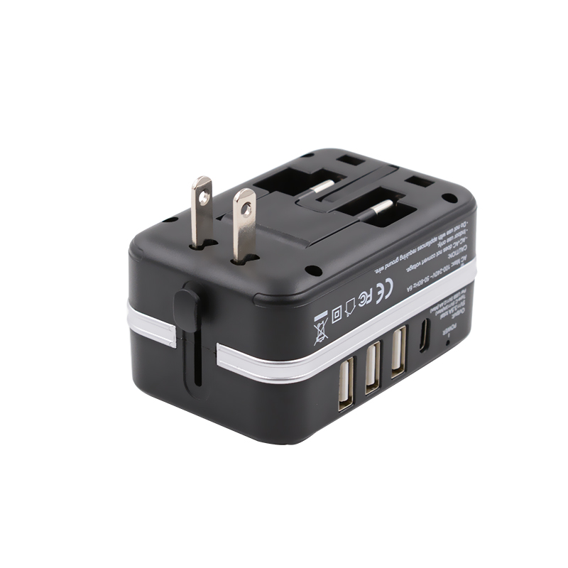 YM-131C 3USB+typeC travel adapter